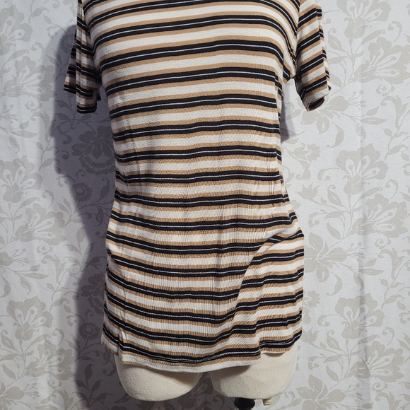Zara women's striped short sleeve top size  L - Picture 3 of 8